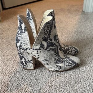 Steve Madden Black and White Snakeskin Heeled Boots